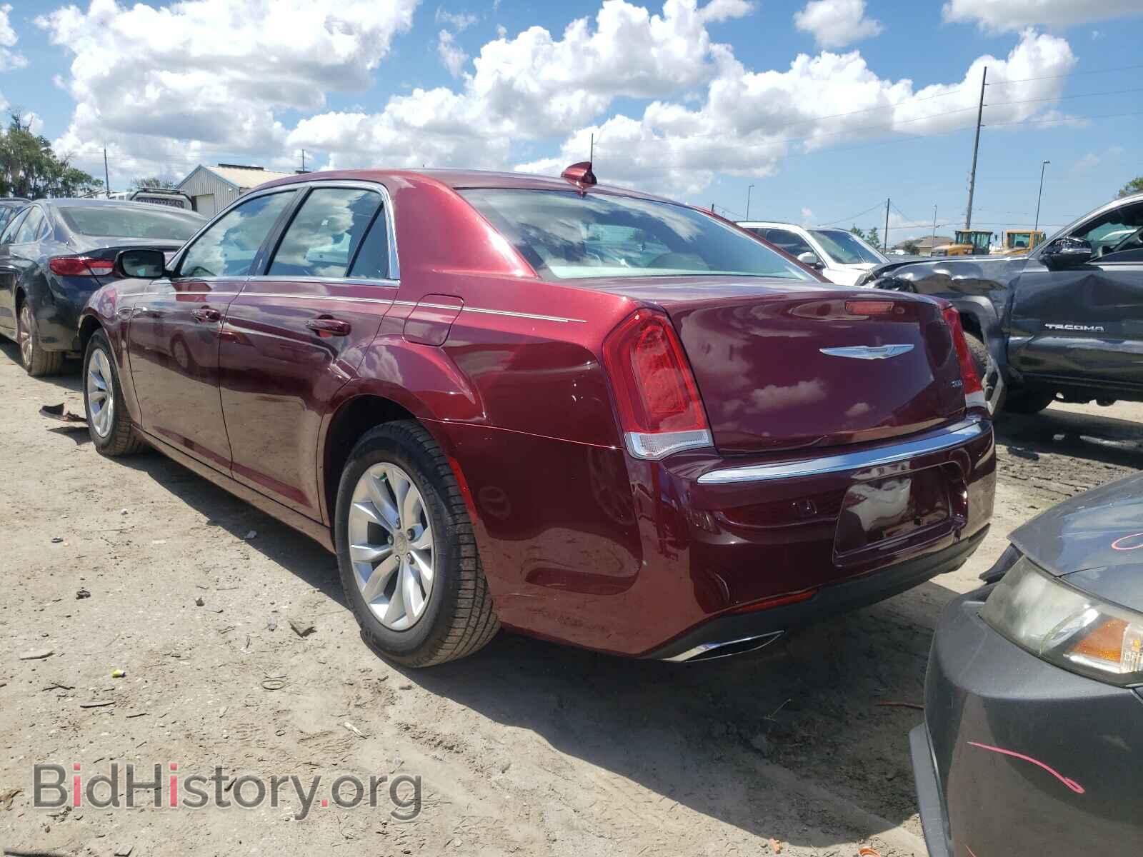 2015 CHRYSLER 300 - VIN: 2C3CCAAG6FH802938 - Фото 3