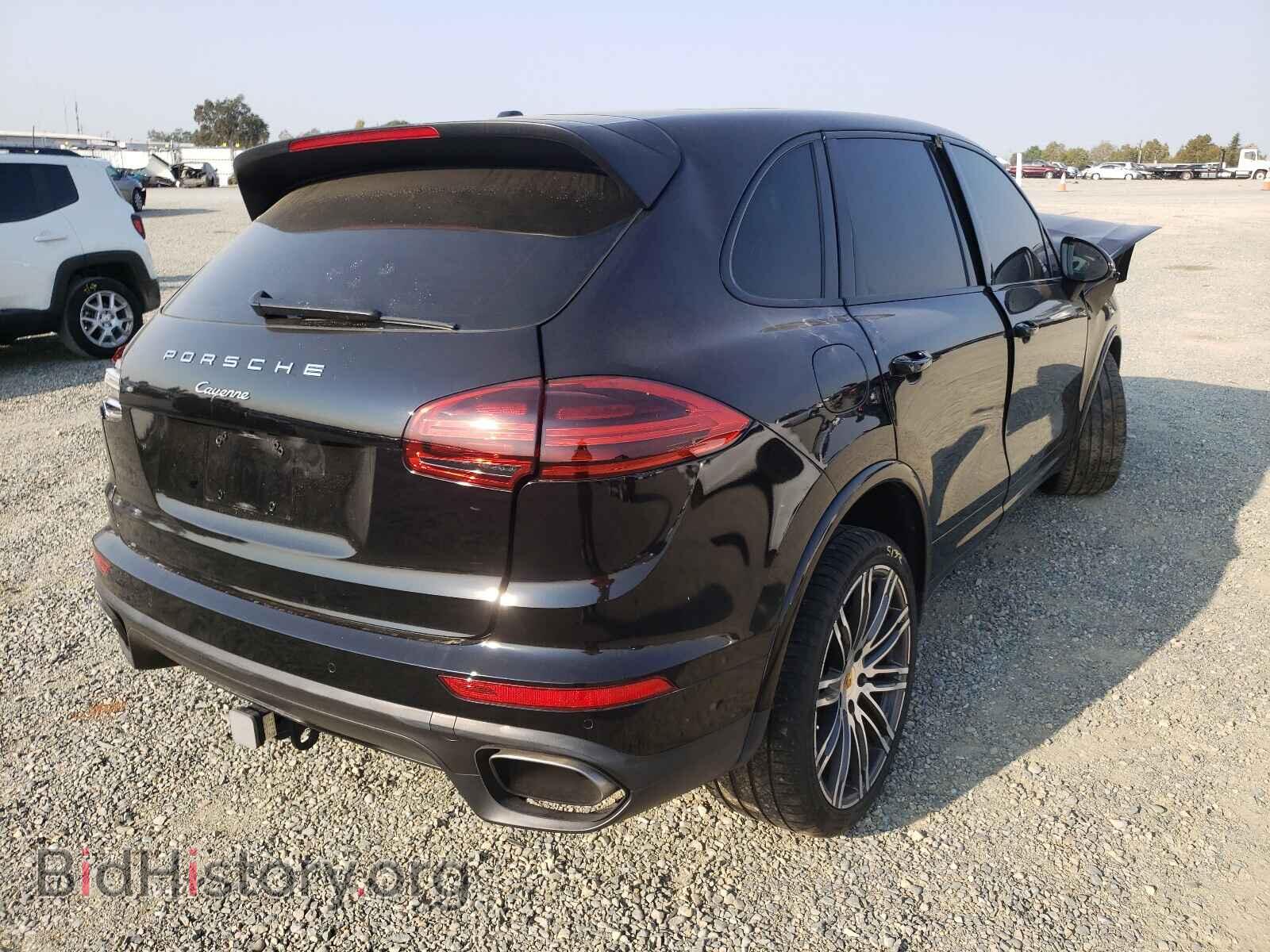 2017 PORSCHE CAYENNE - VIN: WP1AA2A21HKA86740 - Фото 4