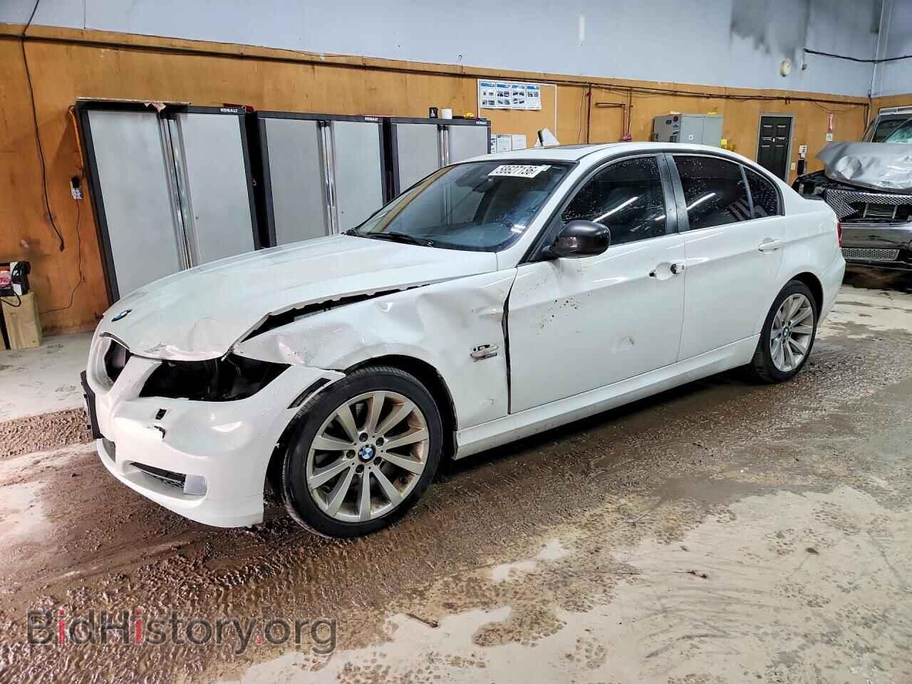Фотография WBAPK5C56BA662186 - BMW 3 SERIES 2011