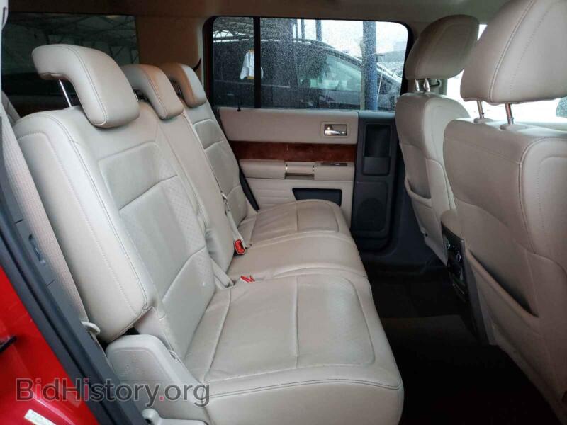 2010 Ford FLEX (VIN 2FMGK5DC3ABA66712) — photo 6 of 10