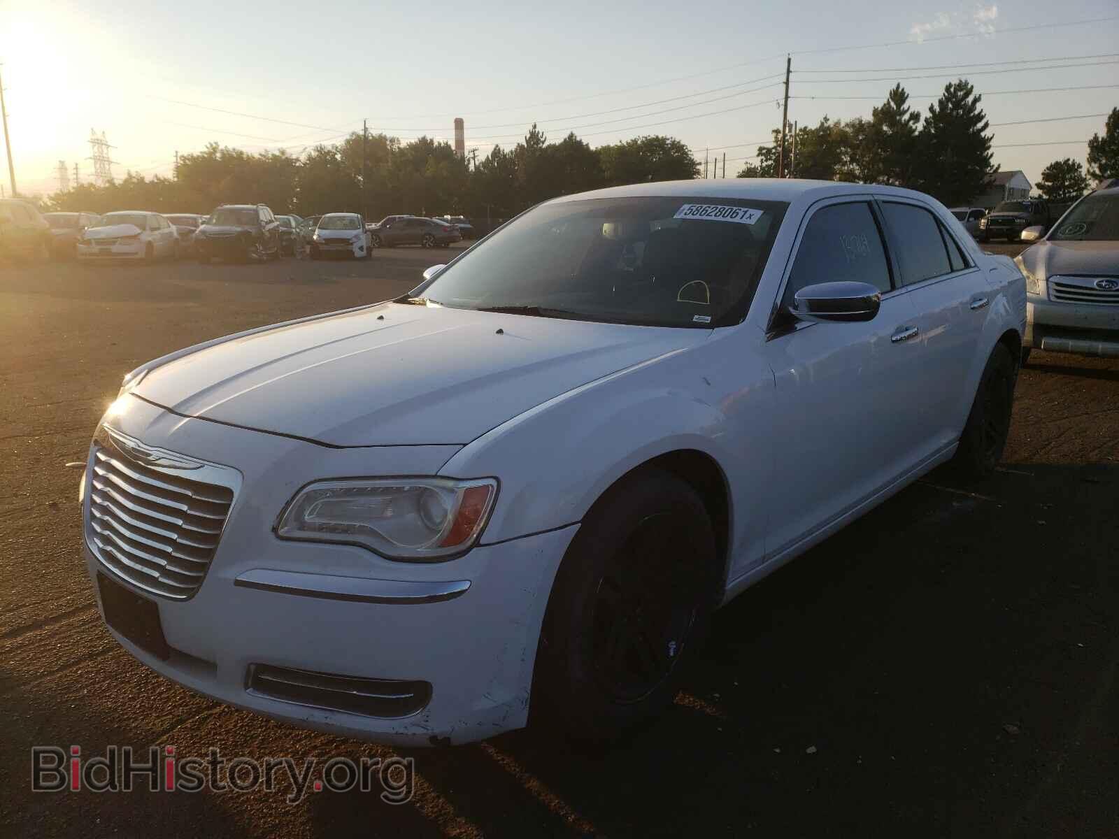 2012 CHRYSLER 300 - VIN: 2C3CCACG7CH198194 - Photo 2