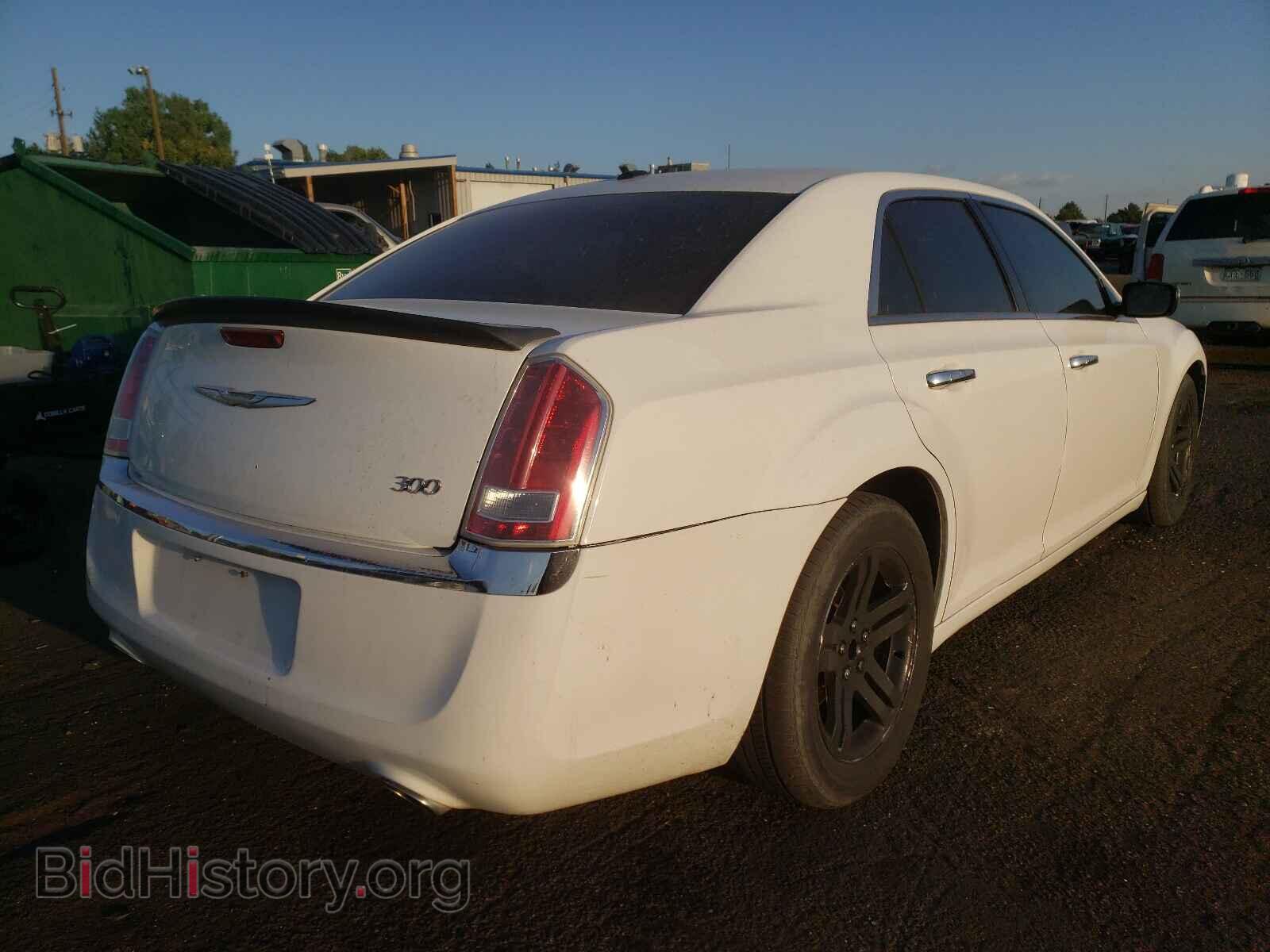 2012 CHRYSLER 300 - VIN: 2C3CCACG7CH198194 - Photo 4