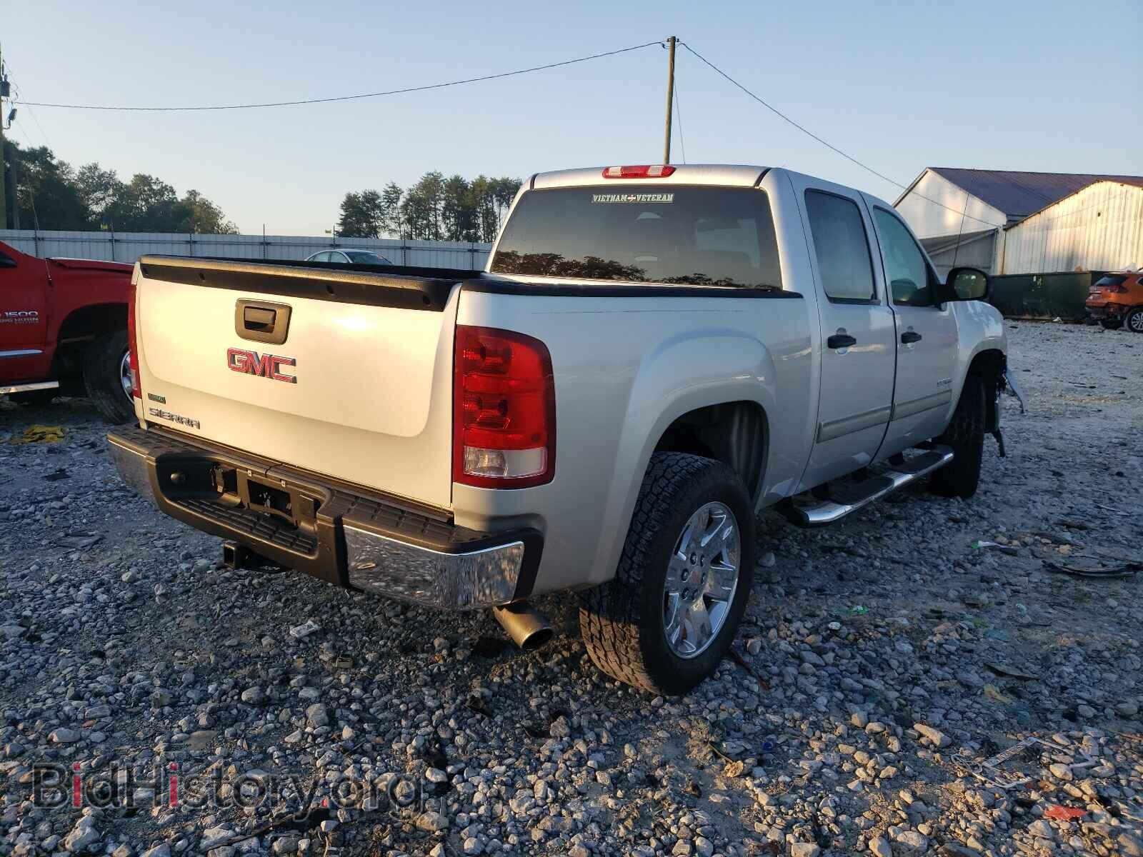 2011 GMC SIERRA - VIN: 3GTP1UEA5BG282011 - Фото 4