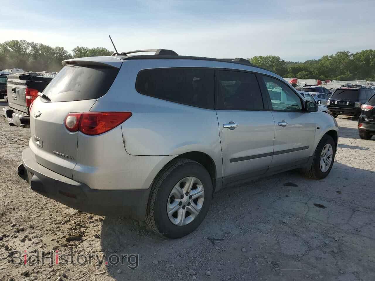 2012 CHEVROLET TRAVERSE - VIN: 1GNKREED4CJ190611 - Фото 3
