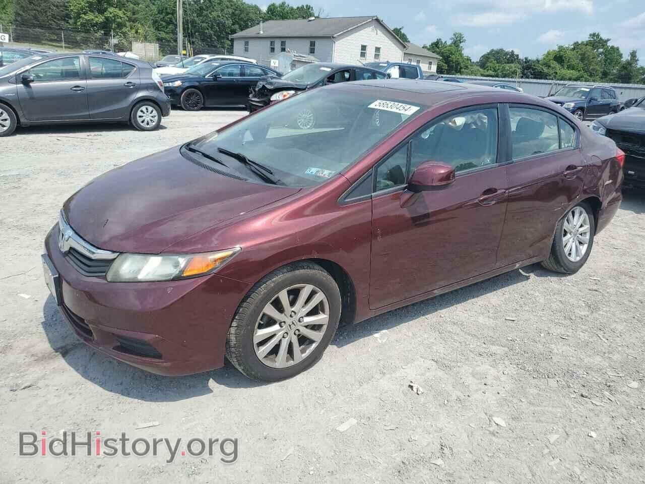 Фотография 19XFB2F89CE381114 - HONDA CIVIC 2012