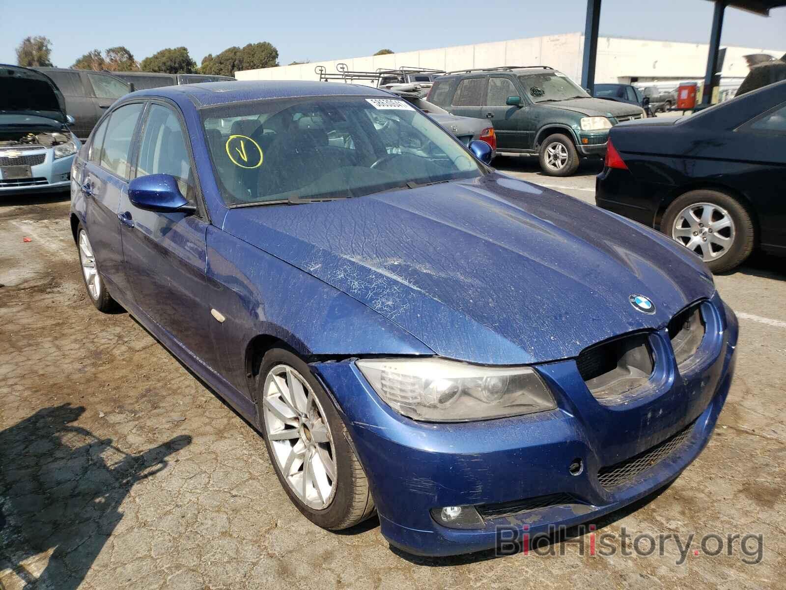 Photo WBAPH53569A438022 - BMW 3 SERIES 2009