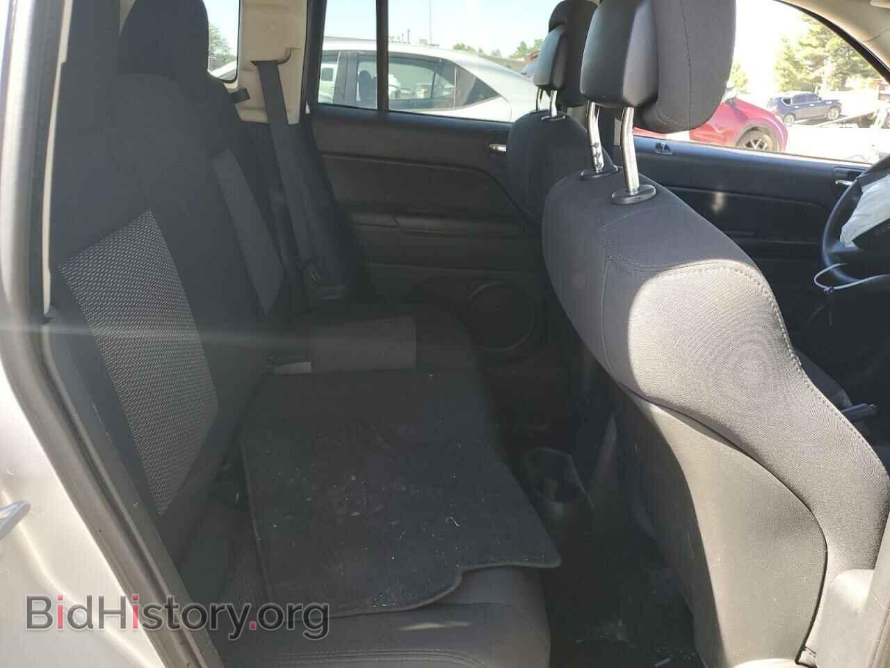 2010 JEEP COMPASS - VIN: 1J4NT4FB1AD578366 - Фото 11
