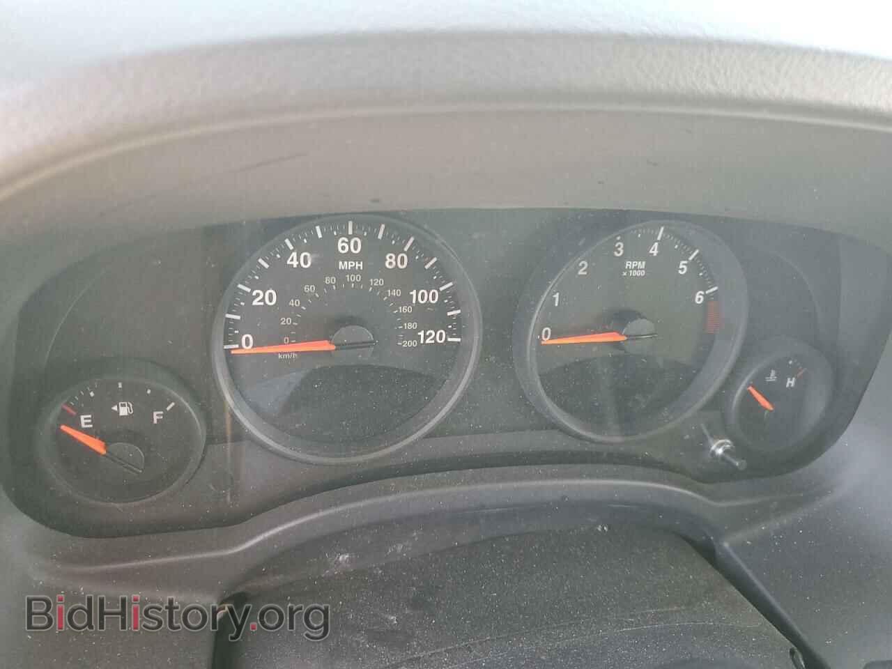 2010 JEEP COMPASS - VIN: 1J4NT4FB1AD578366 - Фото 9