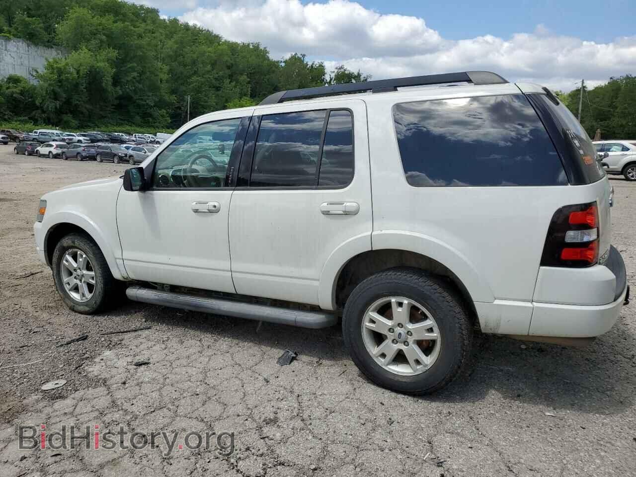 2010 FORD EXPLORER - VIN: 1FMEU7DE2AUA26937 - Фото 2
