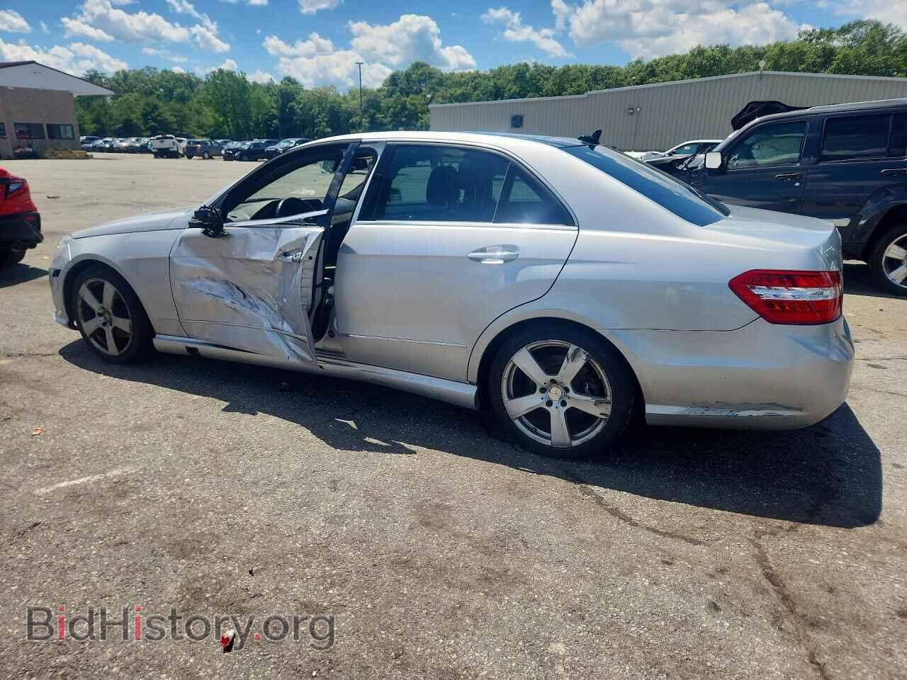 2011 MERCEDES-BENZ E-CLASS - VIN: WDDHF8HB1BA271979 - Фото 2