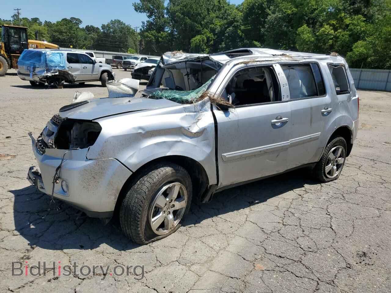 Photo 5FNYF3H57BB005199 - HONDA PILOT 2011