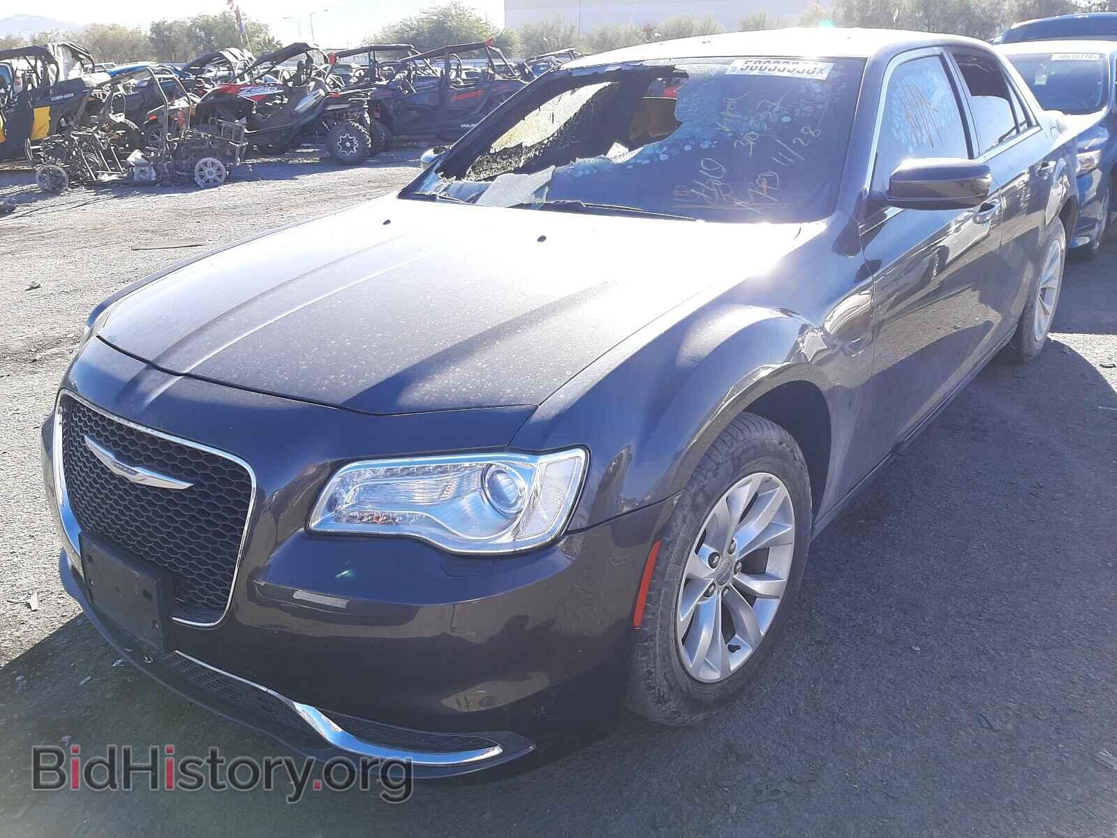 2016 CHRYSLER 300 - VIN: 2C3CCAAG8GH238257 - Фото 2