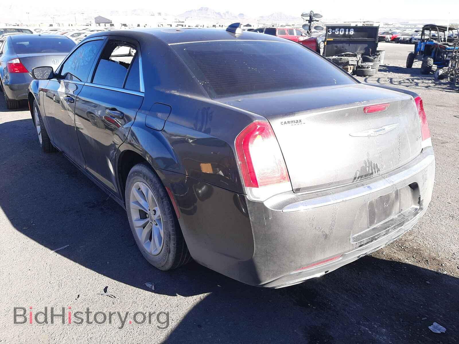 2016 CHRYSLER 300 - VIN: 2C3CCAAG8GH238257 - Фото 3