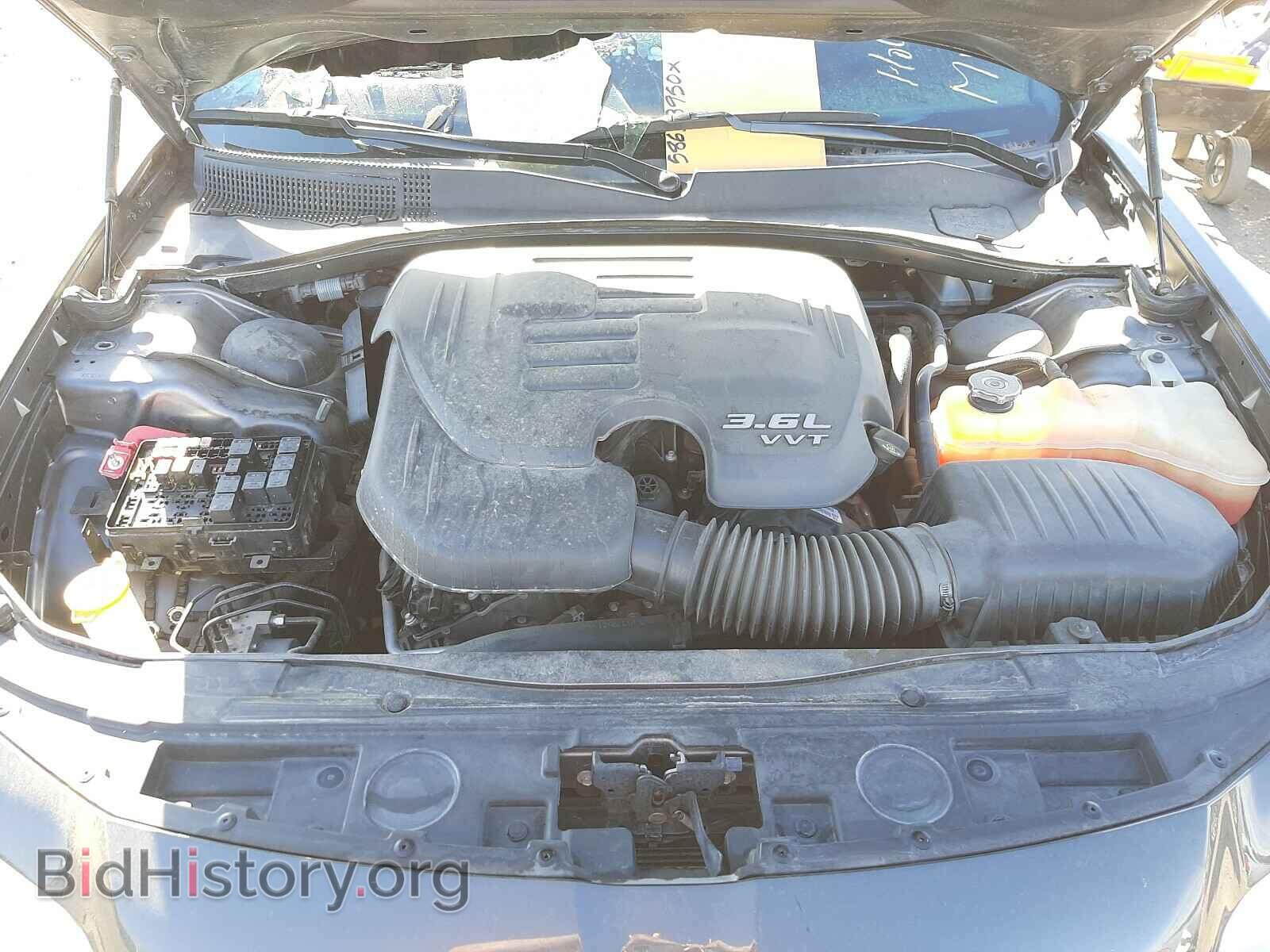 2016 CHRYSLER 300 - VIN: 2C3CCAAG8GH238257 - Фото 7