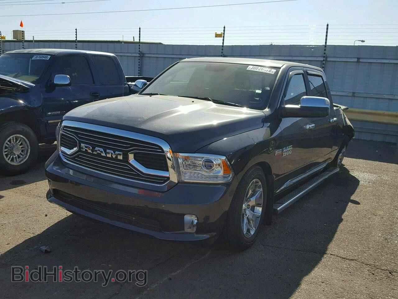 2017 RAM 1500 - VIN: 1C6RR7WT1HS732104 - Фото 2