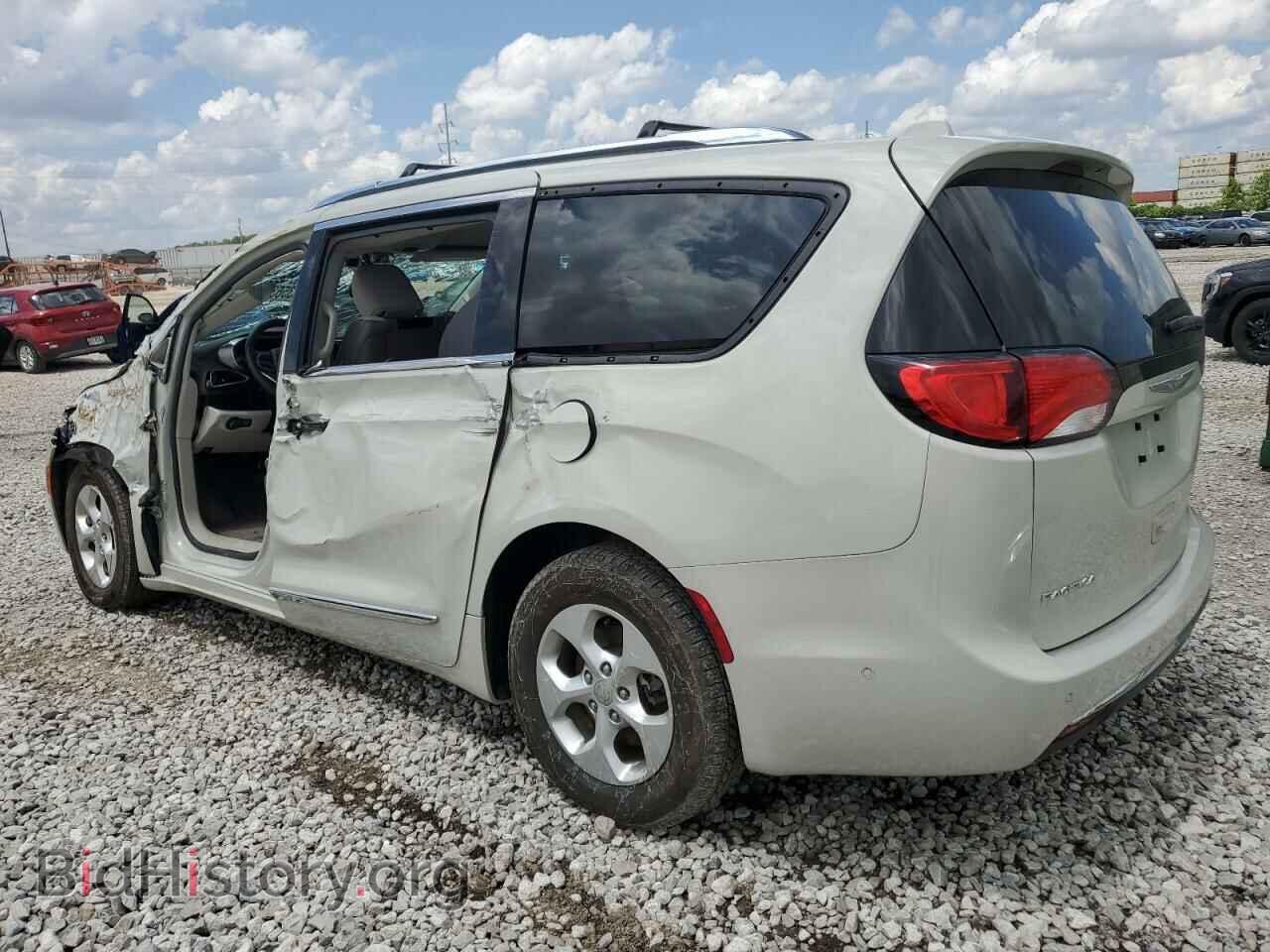2017 CHRYSLER PACIFICA - VIN: 2C4RC1EG9HR653924 - Фото 2