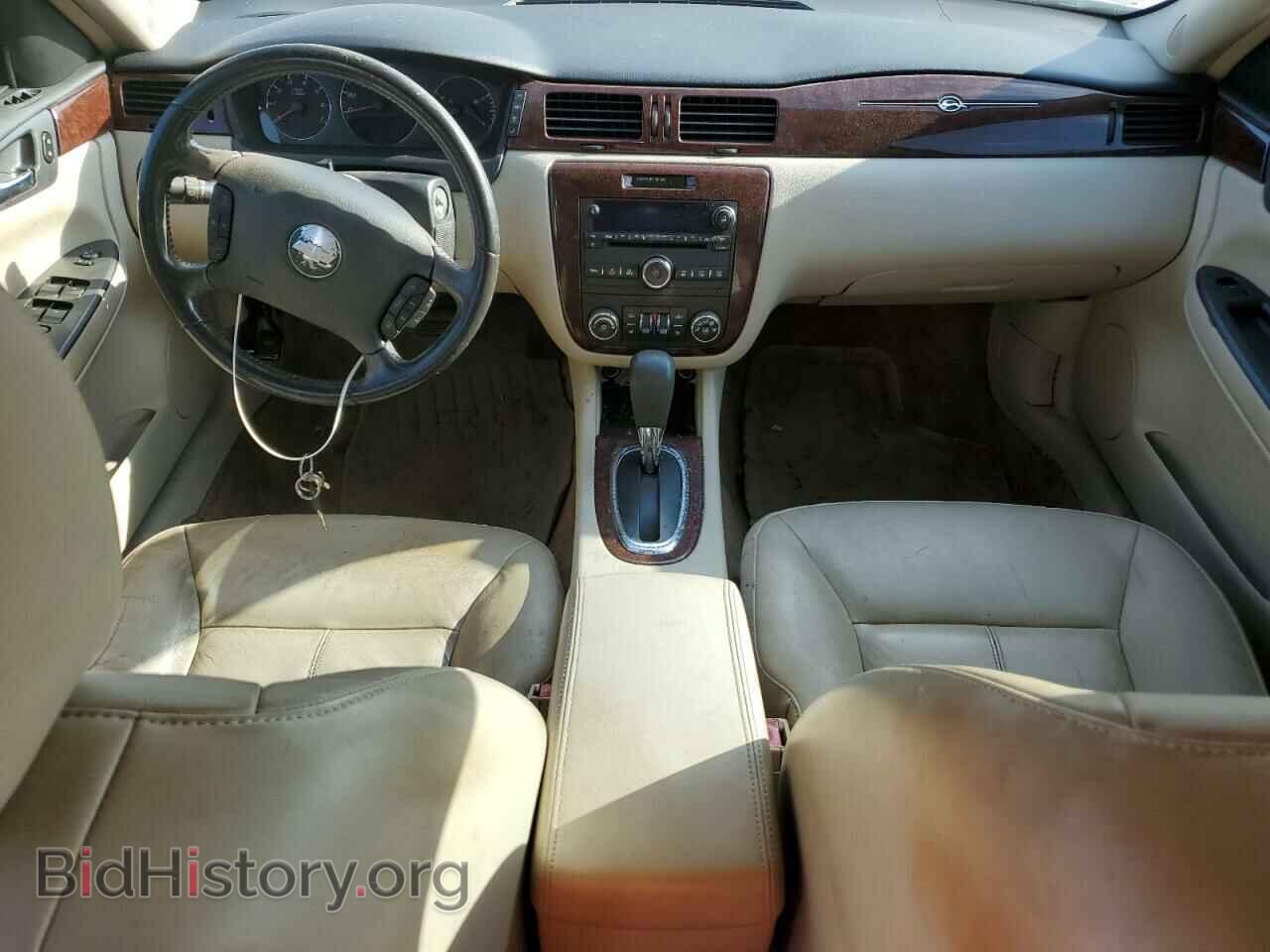 2010 CHEVROLET IMPALA - VIN: 2G1WB5EKXA1217064 - Фото 8