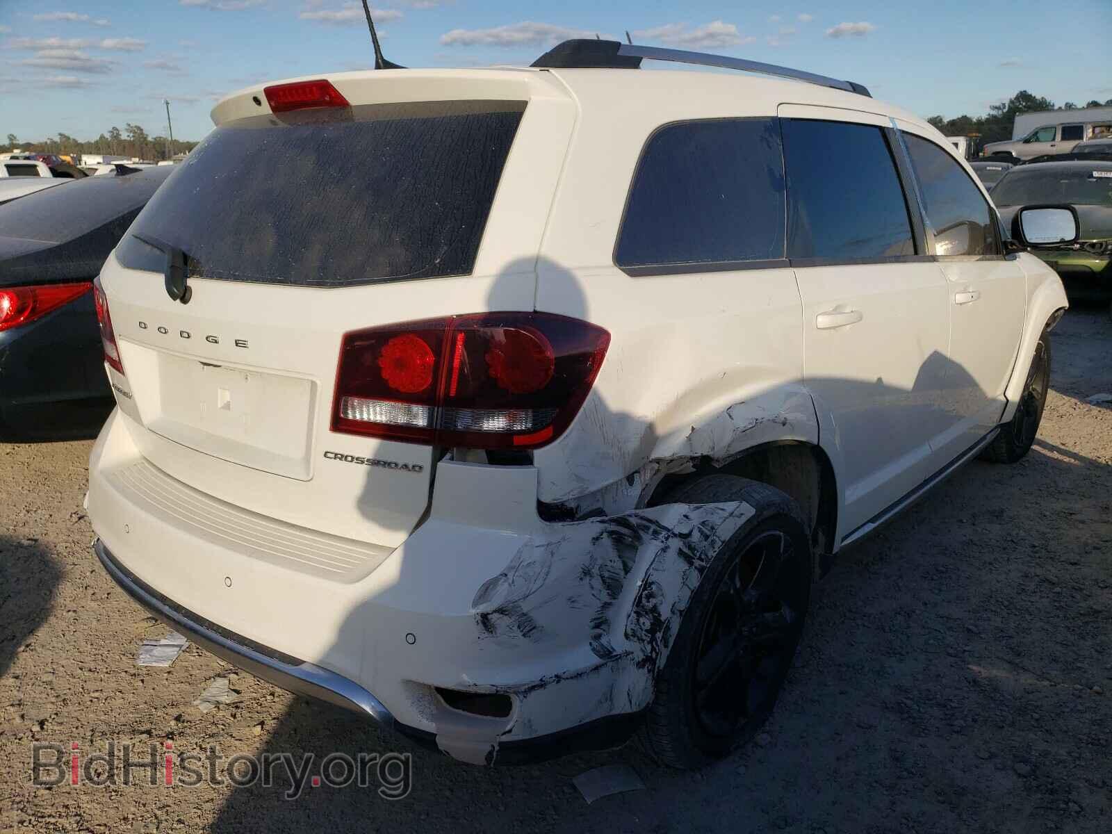 2020 DODGE JOURNEY - VIN: 3C4PDCGB3LT201278 - Фото 4