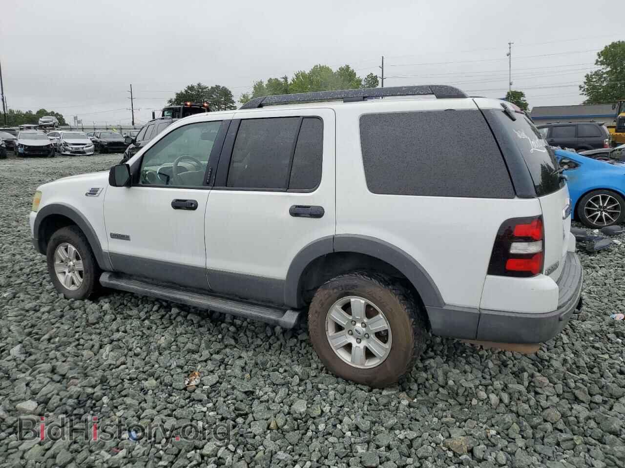 2006 FORD EXPLORER - VIN: 1FMEU73E96UB02808 - Фото 2