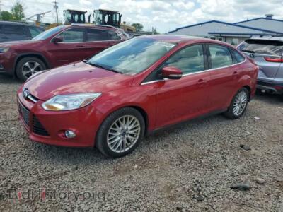 2012 Ford FOCUS SEL, red — VIN 1FAHP3H20CL307053, Copart