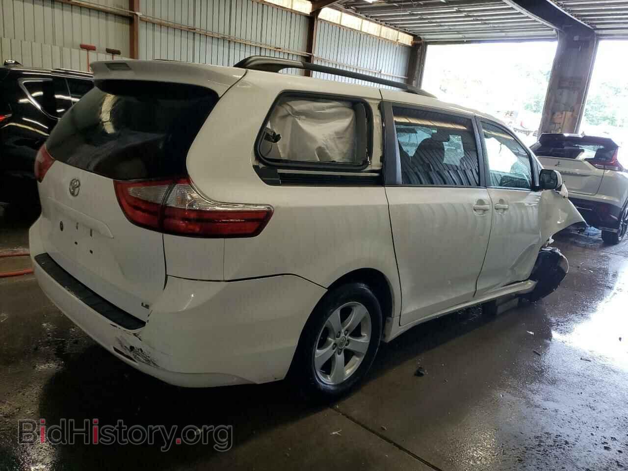 2017 TOYOTA All Models - VIN: 5TDKZ3DC7HS799627 - Фото 3