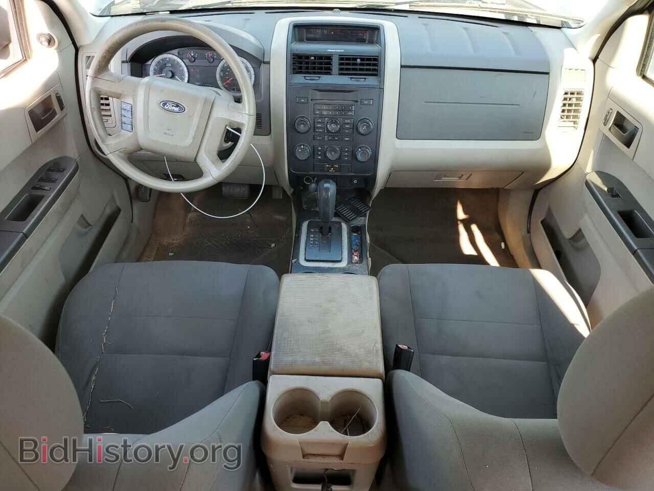 2010 FORD ESCAPE - VIN: 1FMCU0C77AKA72292 - Фото 8