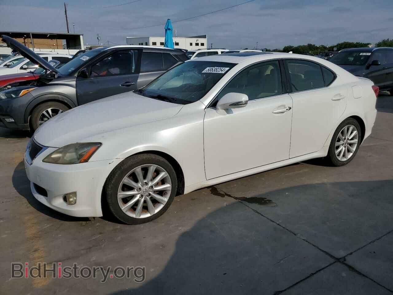Photo JTHBF5C28A2097132 - LEXUS IS 2010