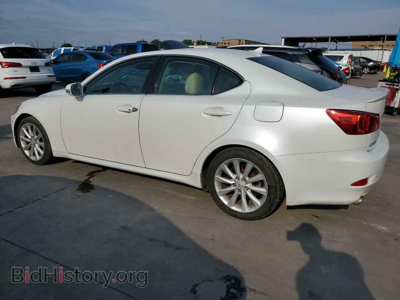 2010 LEXUS IS - VIN: JTHBF5C28A2097132 - Фото 2