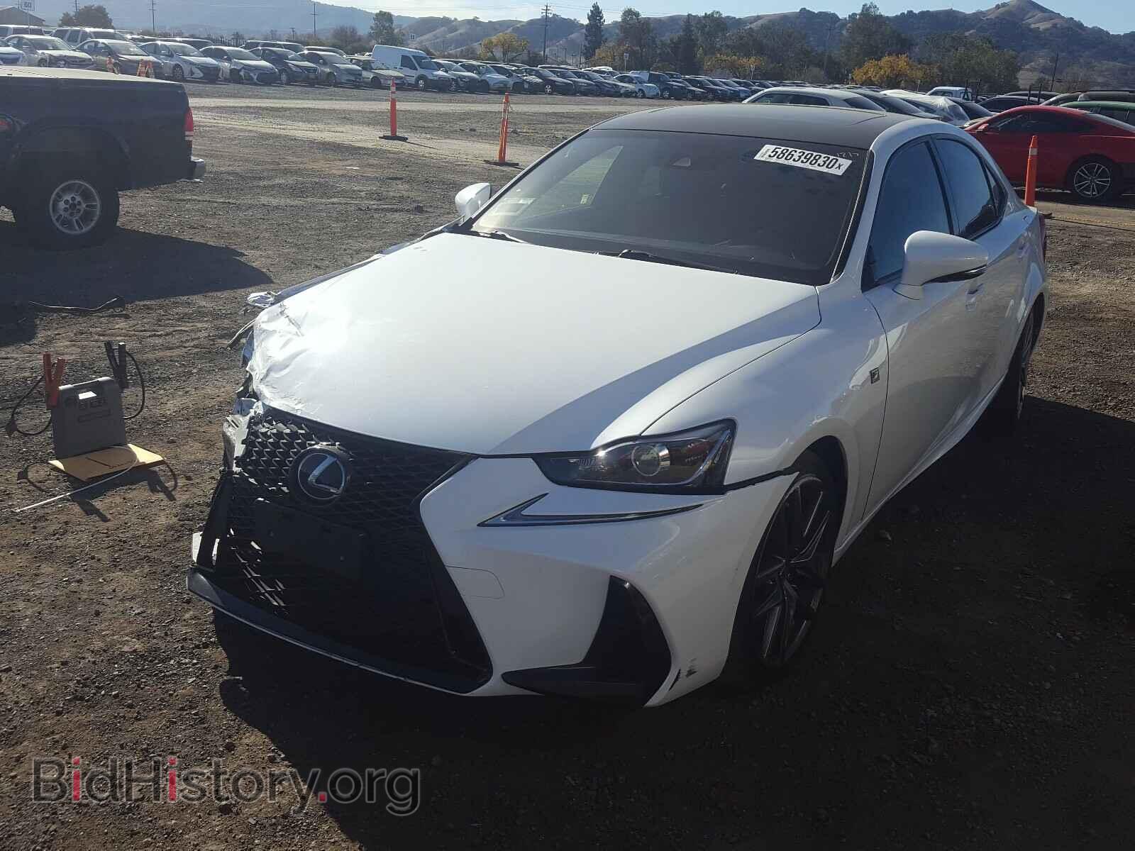2017 LEXUS IS - VIN: JTHBA1D2XH5045242 - Фото 2