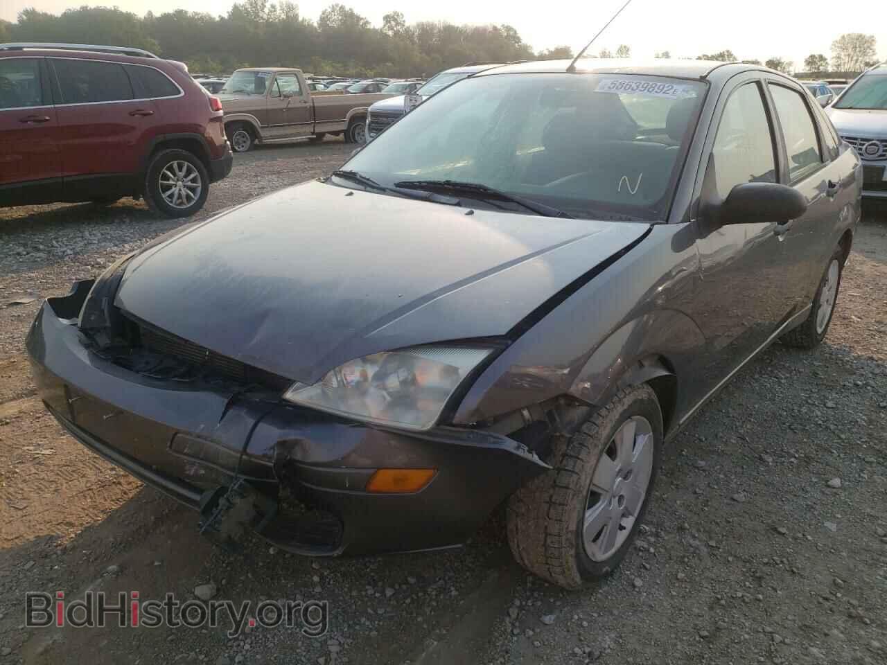 2006 FORD FOCUS - VIN: 1FAHP34N16W206560 - Фото 2
