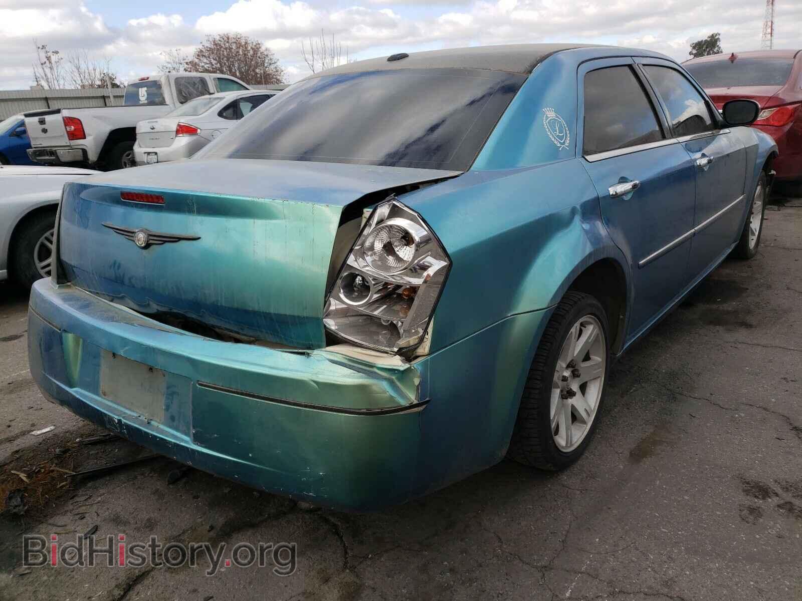 2010 CHRYSLER 300 - VIN: 2C3CA5CV7AH327687 - Фото 4