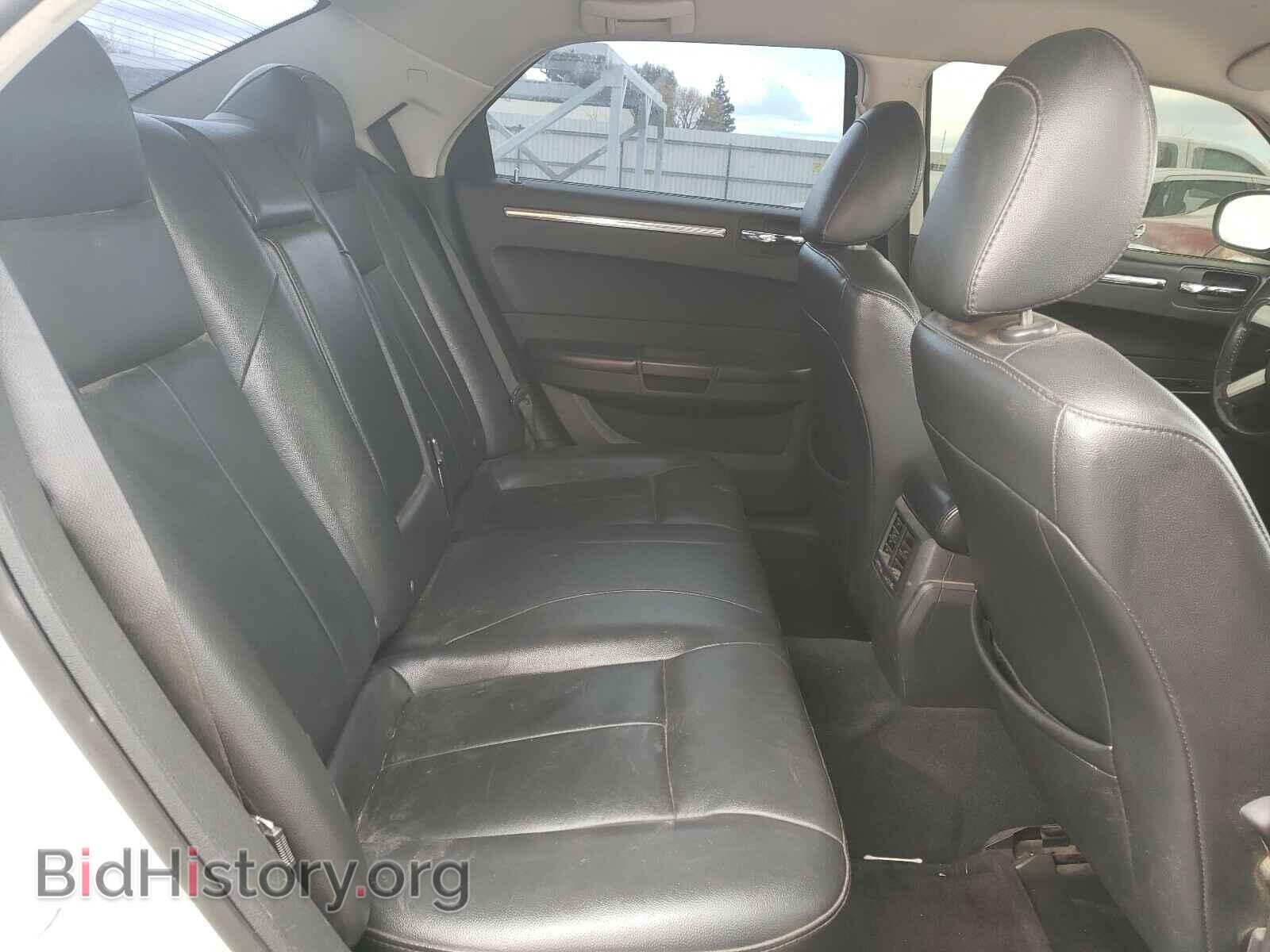 2010 CHRYSLER 300 - VIN: 2C3CA5CV7AH327687 - Фото 6