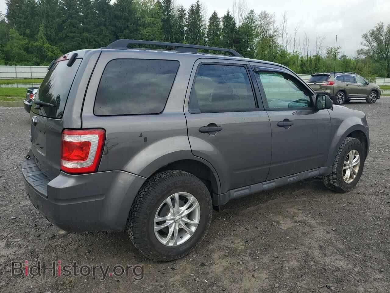 2011 FORD ESCAPE - VIN: 1FMCU0D71BKC40590 - Фото 3