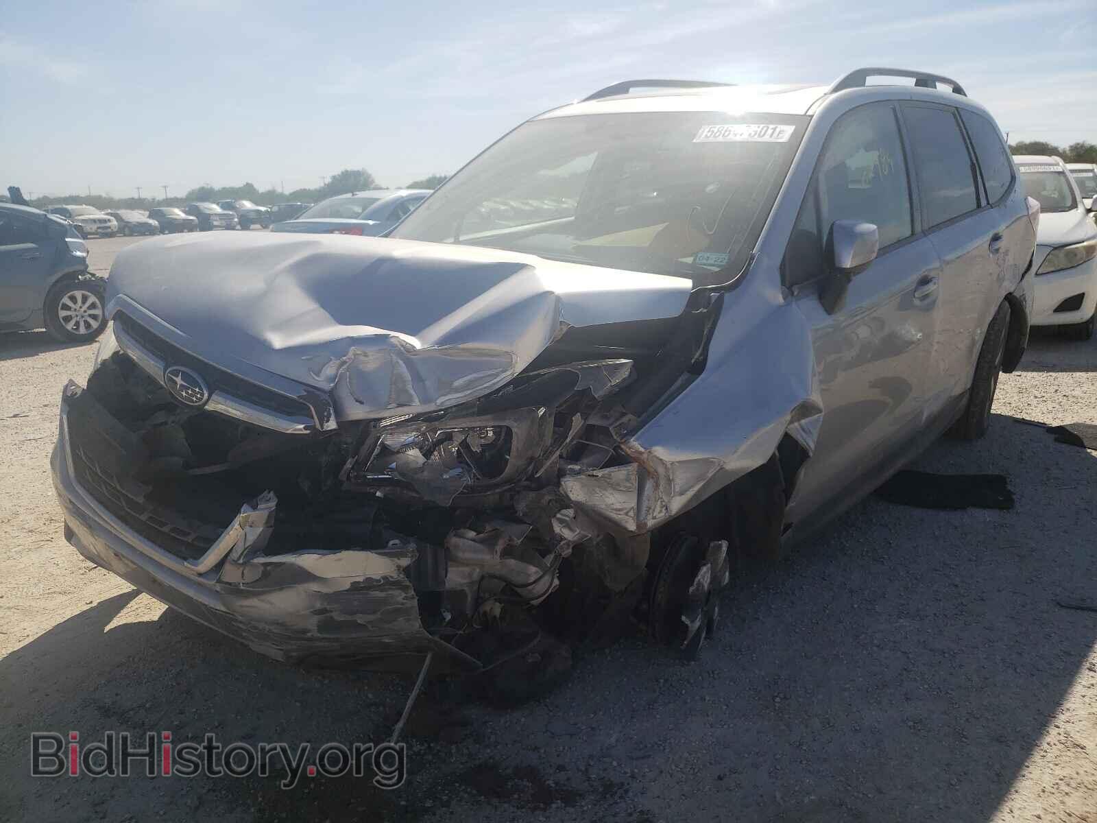 2017 SUBARU FORESTER - VIN: JF2SJAEC2HH472553 - Photo 2