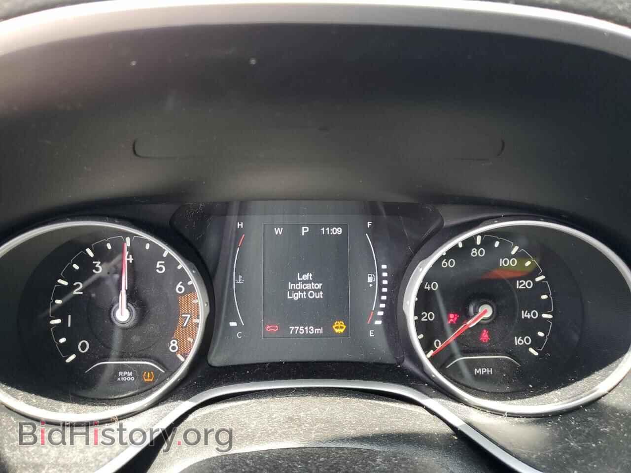 2018 JEEP COMPASS - VIN: 3C4NJCAB6JT123097 - Фото 9