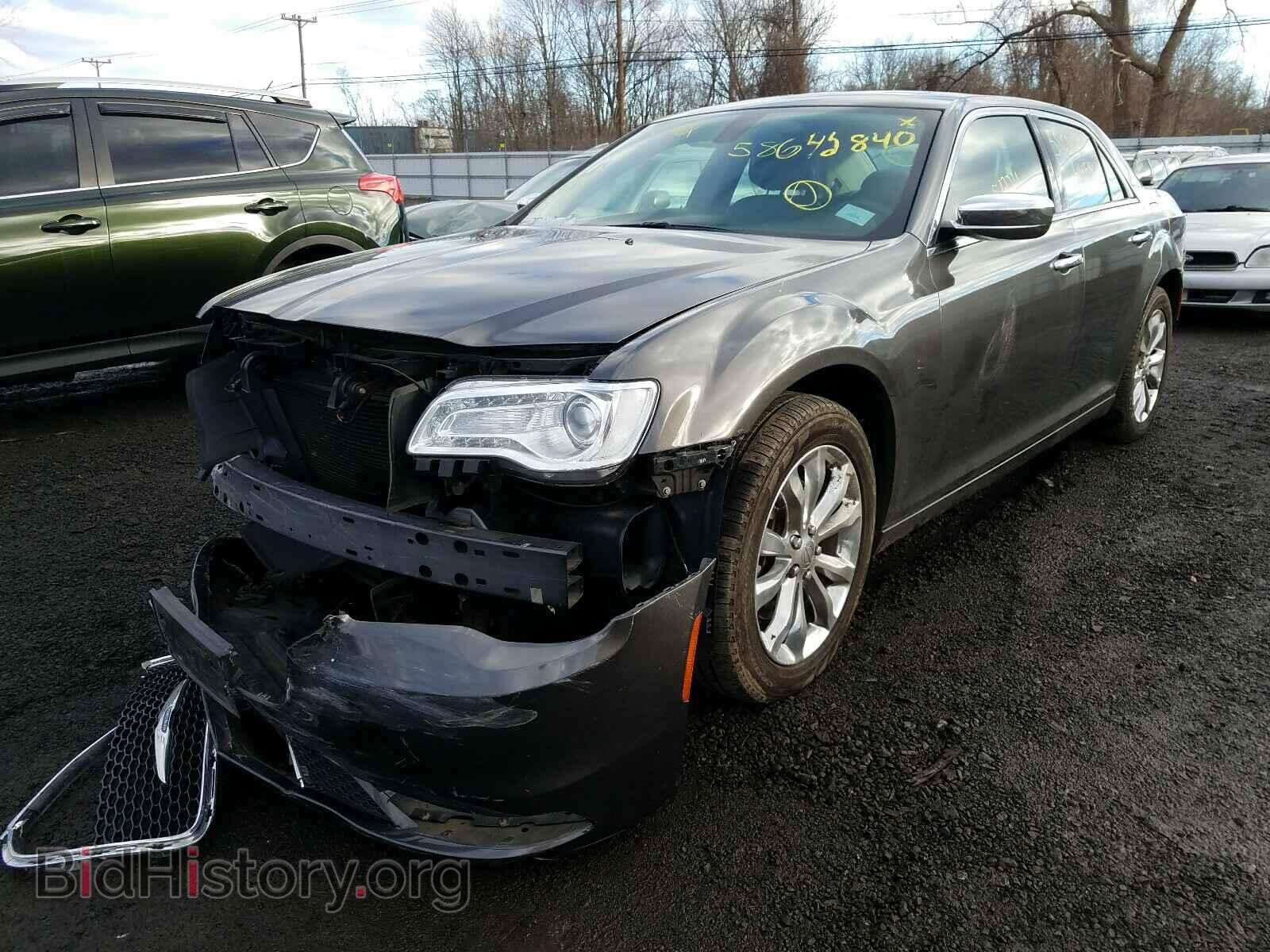 2016 CHRYSLER 300 - VIN: 2C3CCAKG7GH212943 - Фото 2