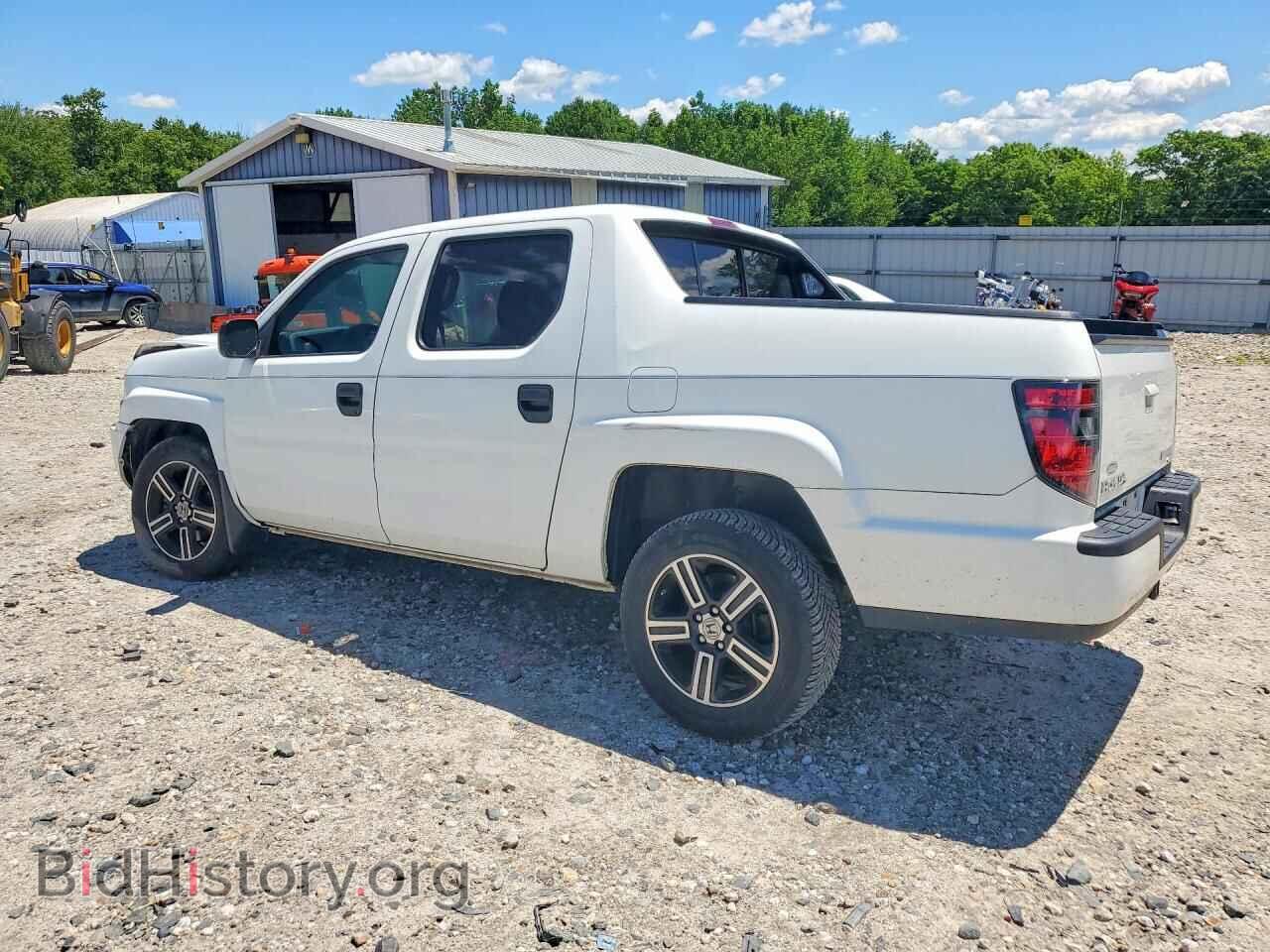 2013 HONDA RIDGELINE - VIN: 5FPYK1F74DB011587 - Фото 2