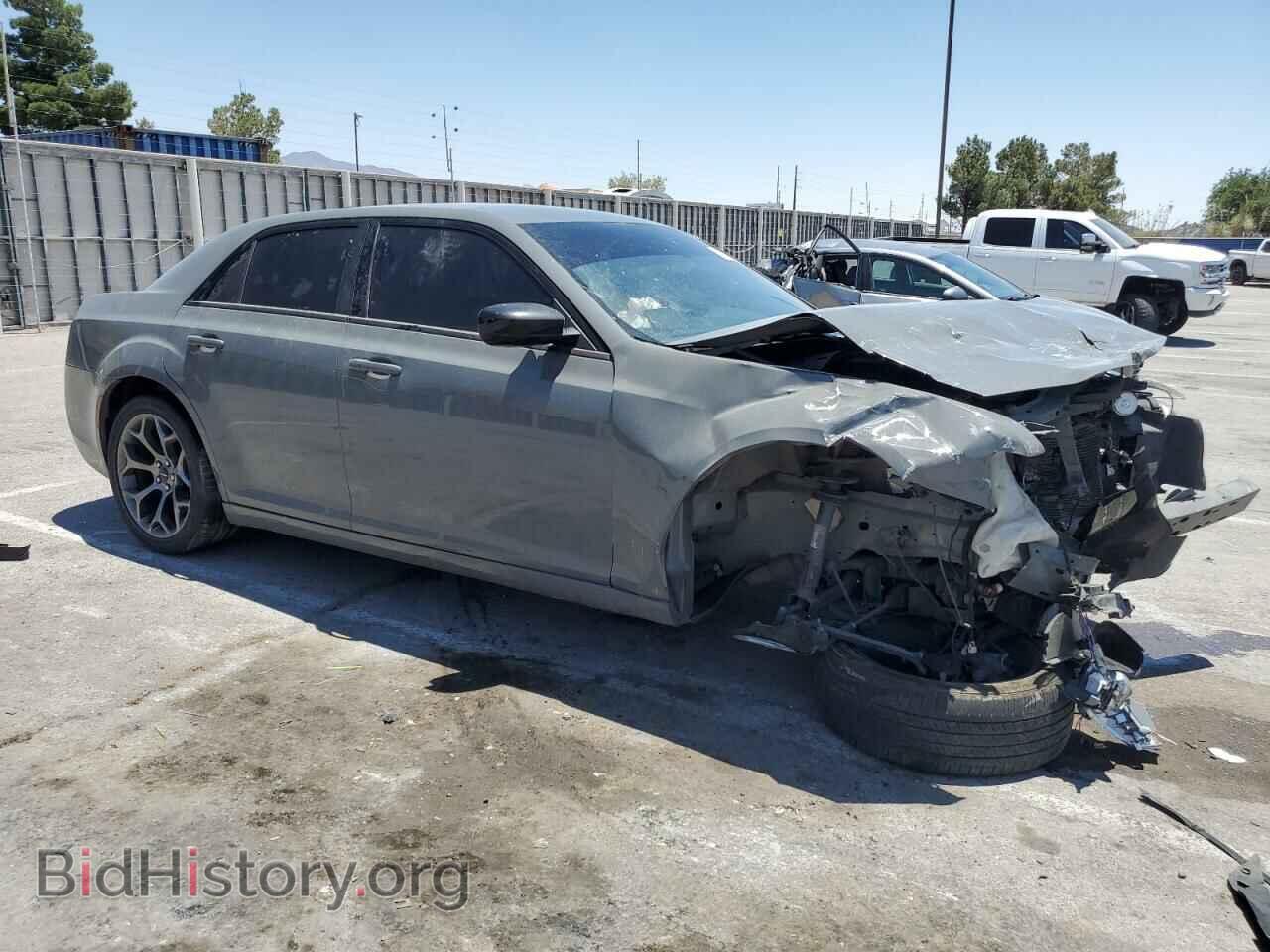 2018 CHRYSLER 300 - VIN: 2C3CCAAG8JH331867 - Фото 4