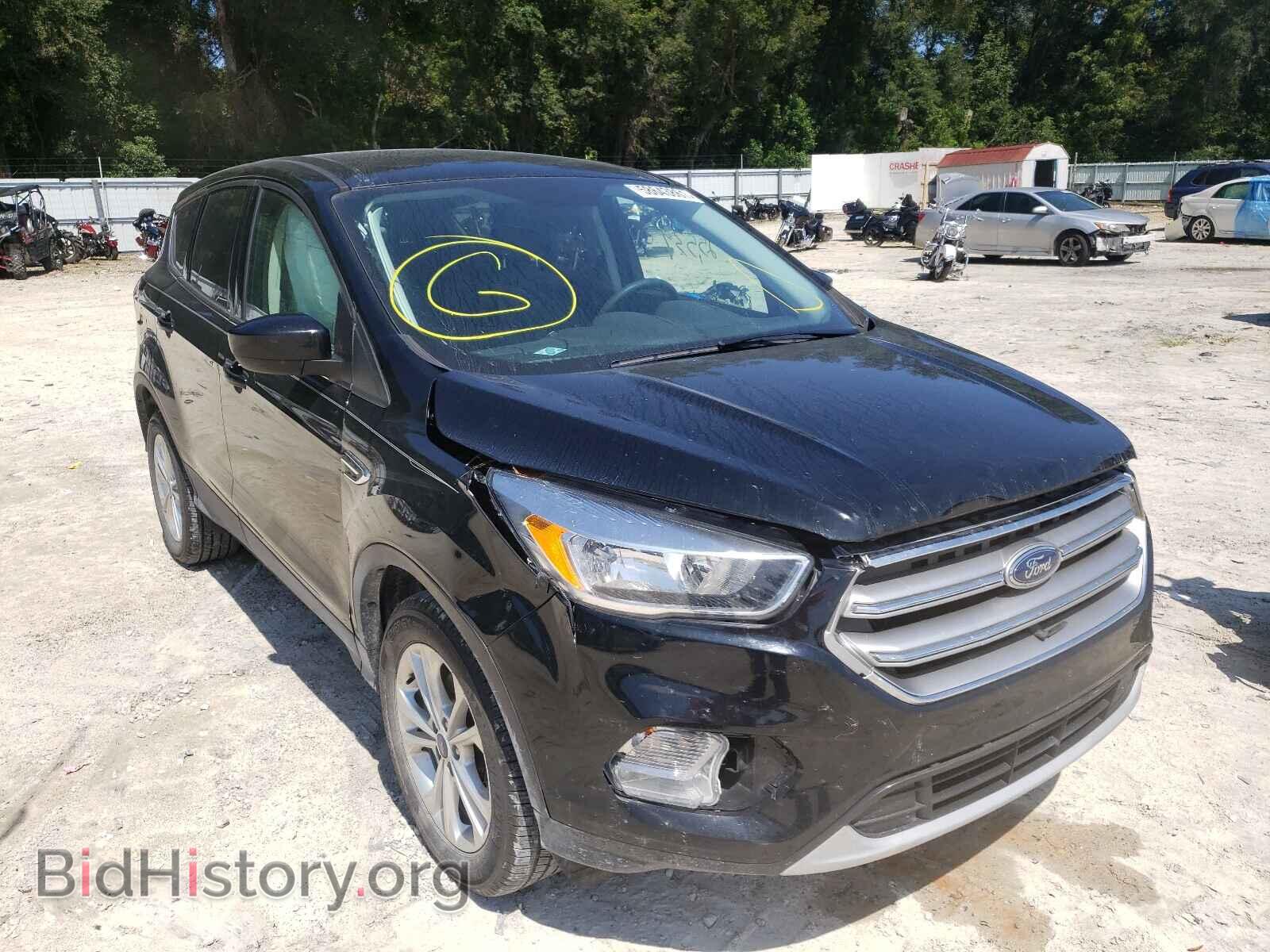 Фотография 1FMCU0GD0HUD52084 - FORD ESCAPE 2017