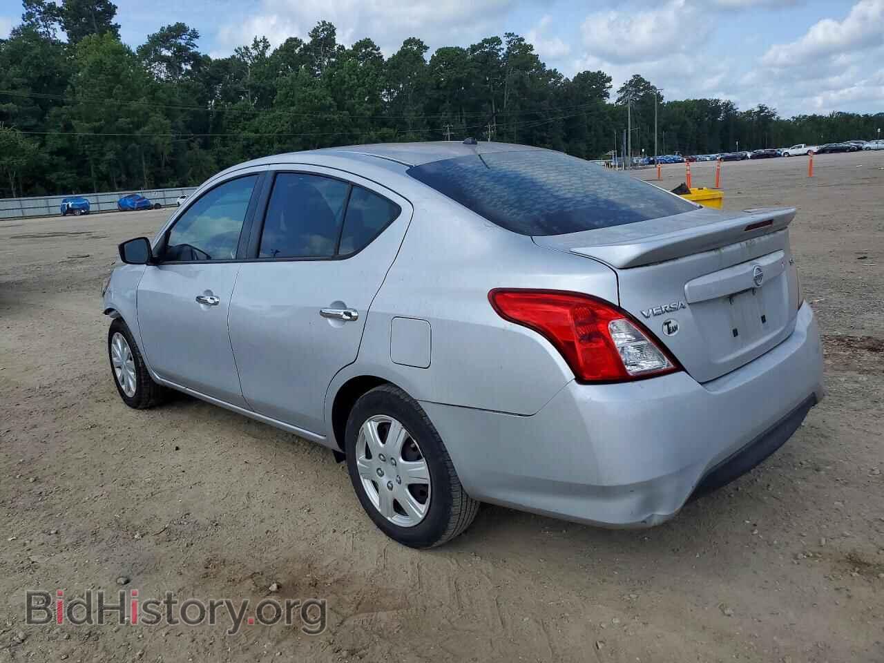 2017 NISSAN VERSA - VIN: 3N1CN7AP0HK435191 - Фото 2