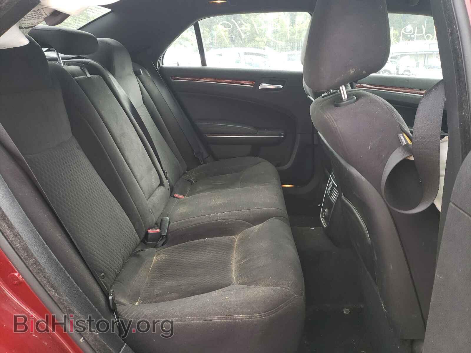 2012 CHRYSLER 300 - VIN: 2C3CCAAG1CH176050 - Фото 6