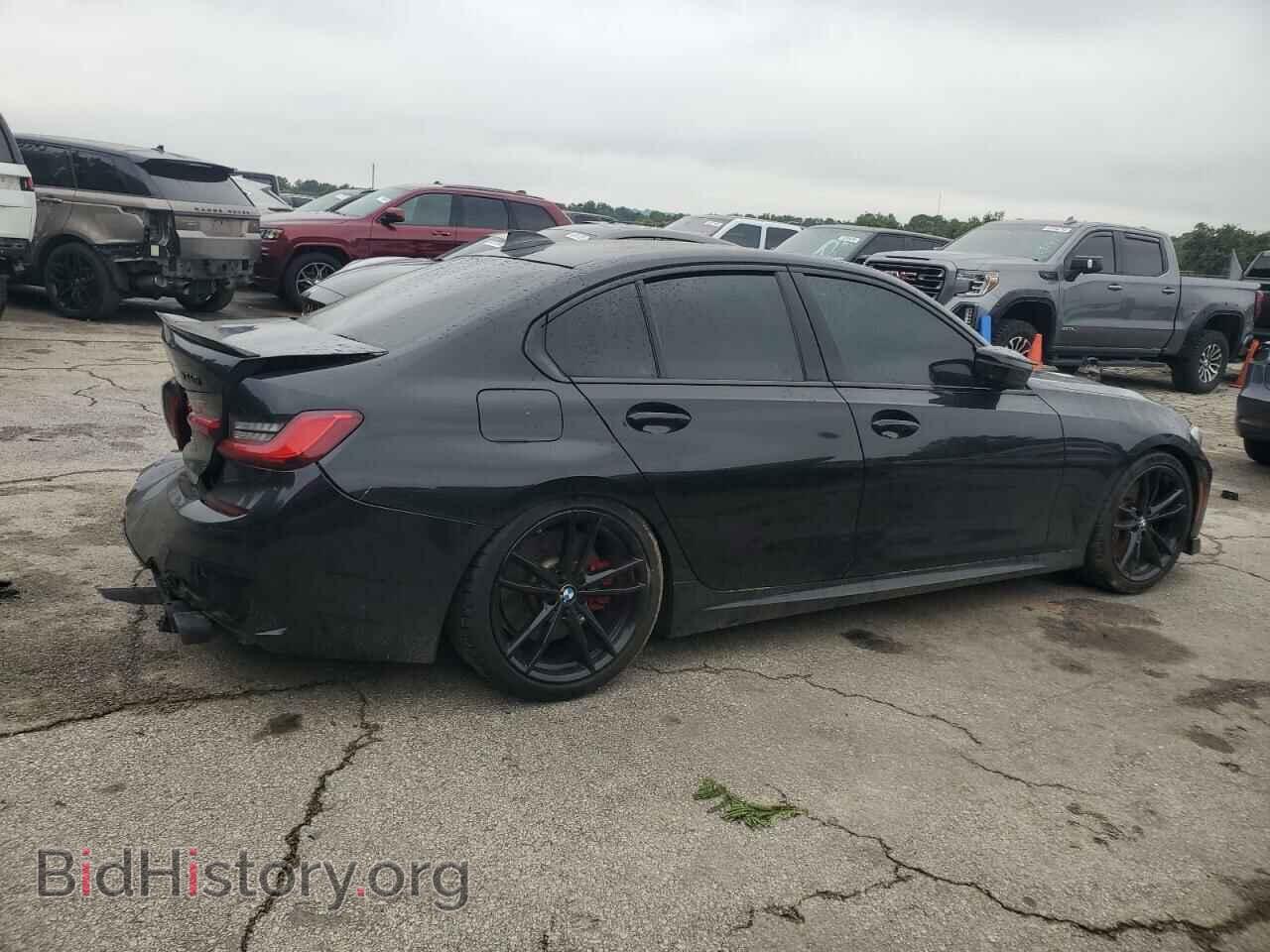 2021 BMW M3 - VIN: 3MW5U9J06M8B54704 - Photo 3