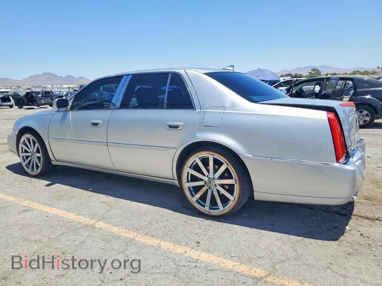 2011 CADILLAC DTS - VIN: 1G6KH5E65BU116272 - Фото 2