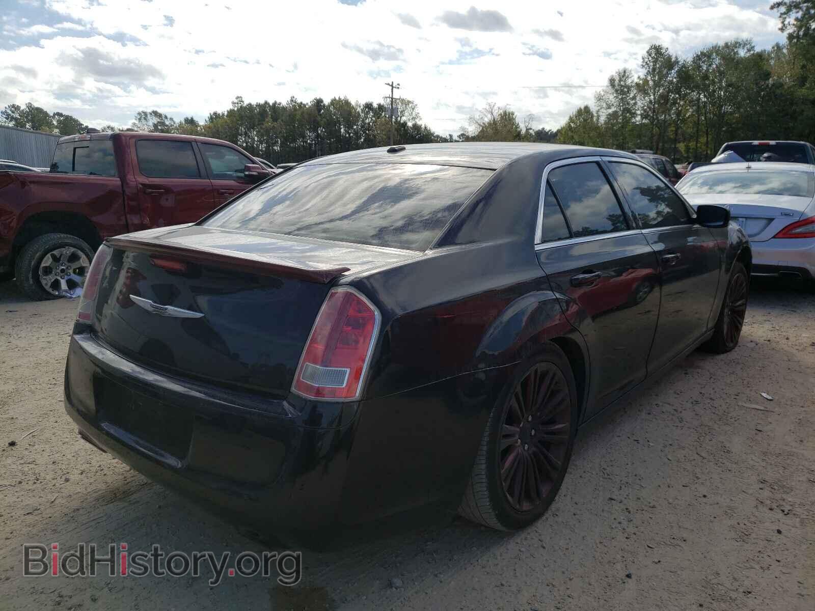 2012 CHRYSLER 300 - VIN: 2C3CCADT2CH136584 - Фото 4