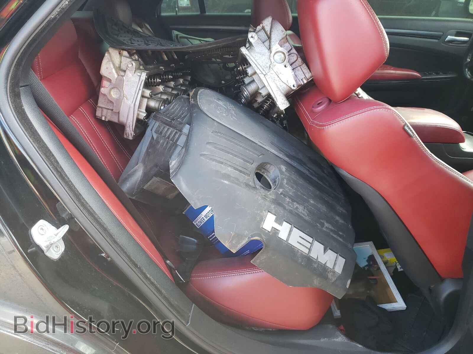 2012 CHRYSLER 300 - VIN: 2C3CCADT2CH136584 - Фото 6