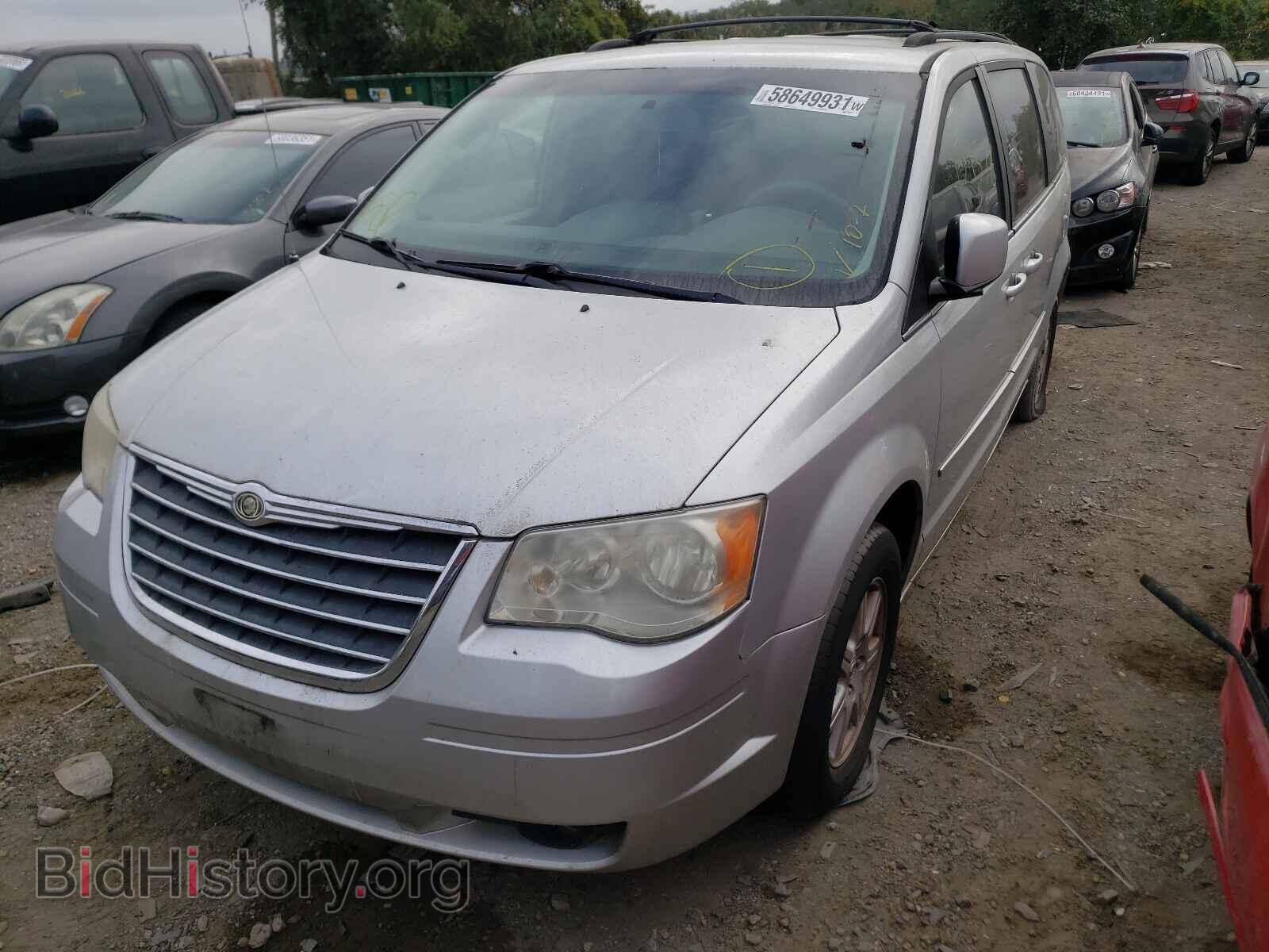 2010 CHRYSLER MINIVAN - VIN: 2A4RR5D10AR493287 - Photo 2