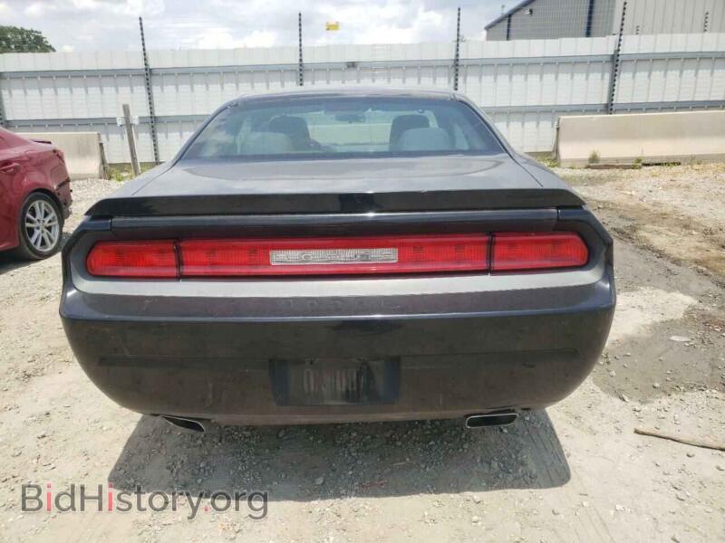 2014 Dodge CHALLENGER (VIN 2C3CDYAG8EH299031) — photo 6 of 12