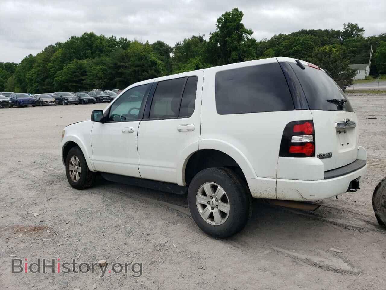 2010 FORD EXPLORER - VIN: 1FMEU7DE9AUA84530 - Фото 2