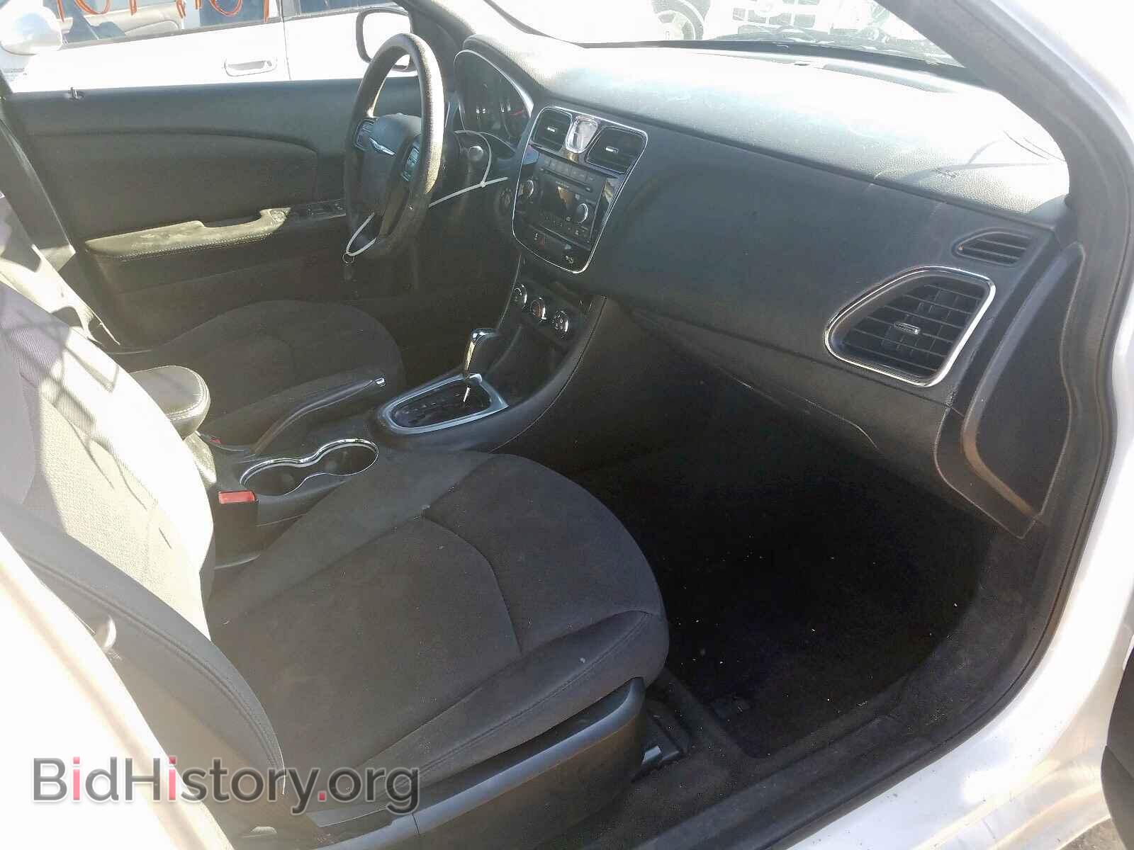 2014 CHRYSLER 200 - VIN: 1C3CCBAB1EN210704 - Фото 5
