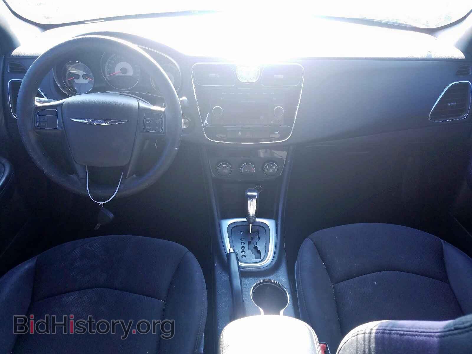 2014 CHRYSLER 200 - VIN: 1C3CCBAB1EN210704 - Фото 9